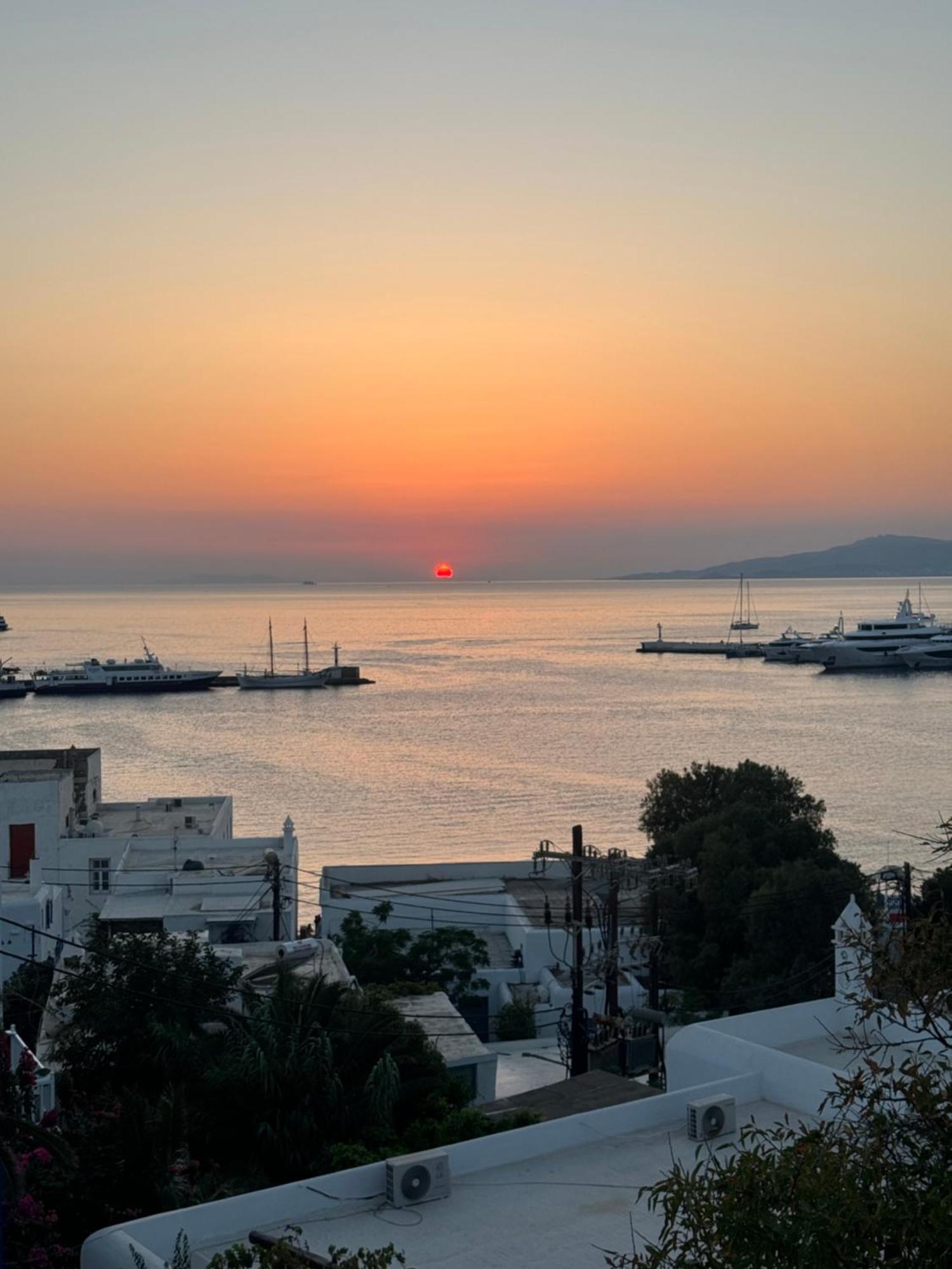 Merriam Mykonos Town エクステリア 写真